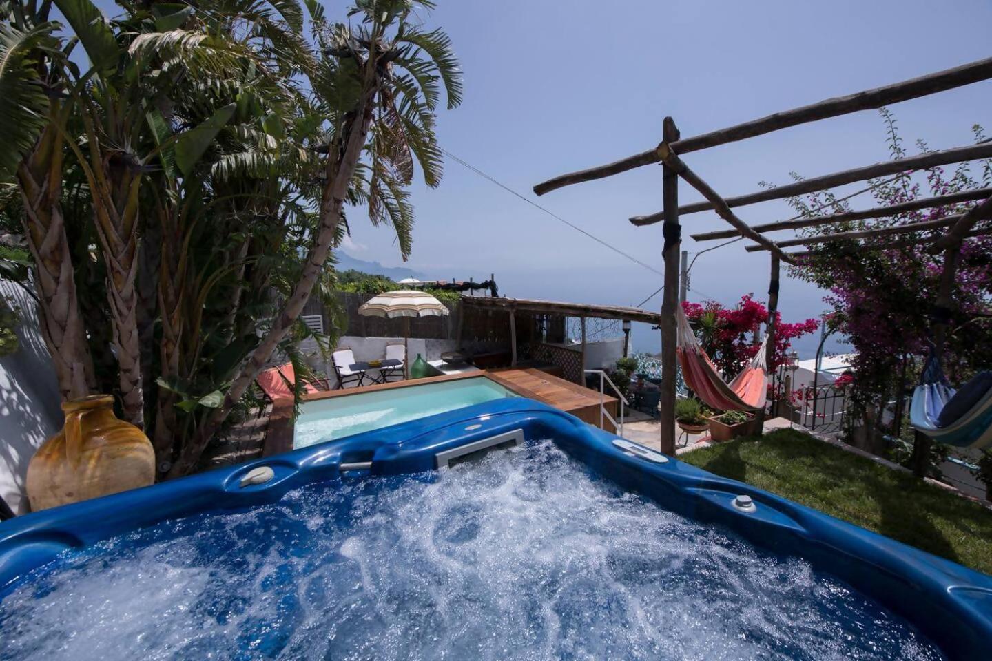 Perla Nel Blu Villa Affacciata Sul Mare Конка-дей-Марині Екстер'єр фото
